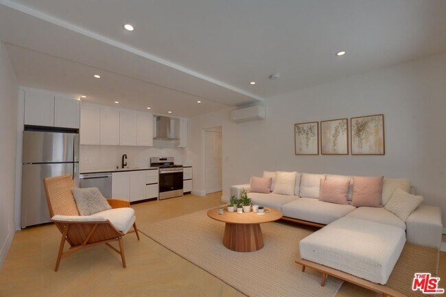 Building Photo - 234 Spalding Dr