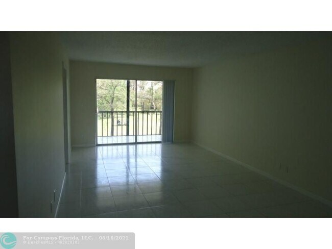 Building Photo - 7900 S Colony Cir