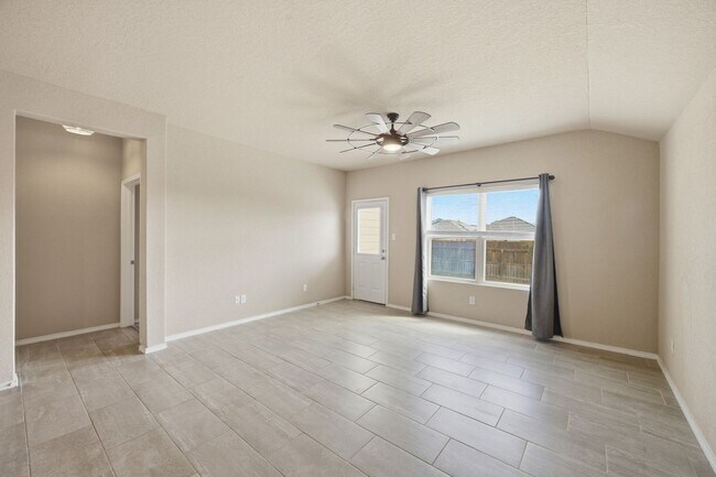 Building Photo - Spacious & Move-In Ready Rental in 78252 – Easy Access to Major Highways