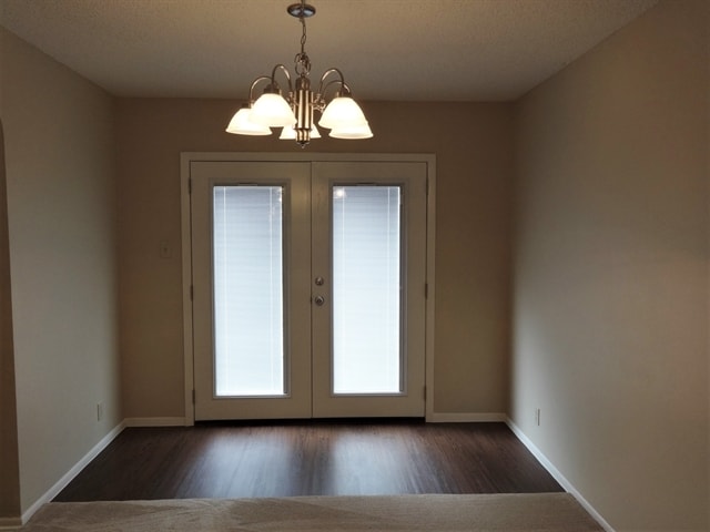 Building Photo - 7659 Chatsworth