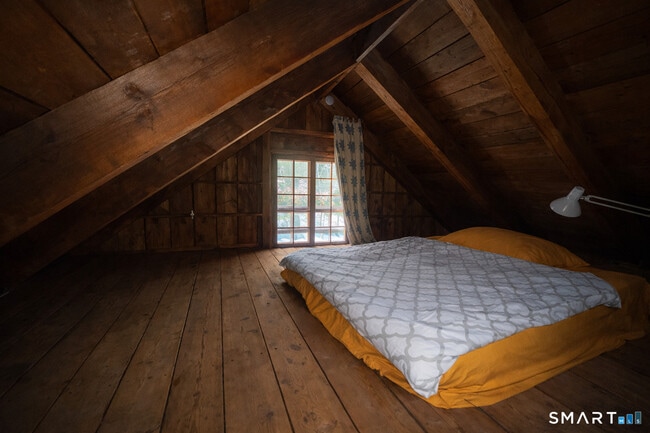 Building Photo - 45 Hoppen Rd