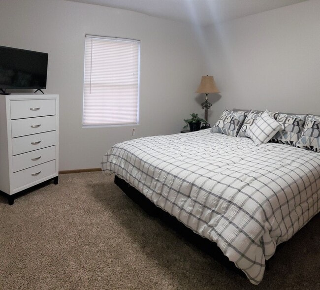 Building Photo - Quality Home Management