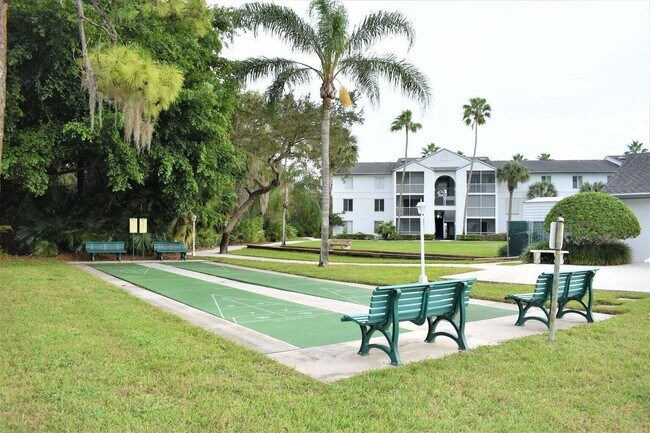 Building Photo - 2502 SE Anchorage Cove