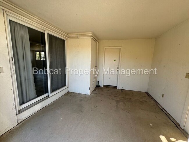 Building Photo - 3722 Lyla Ln