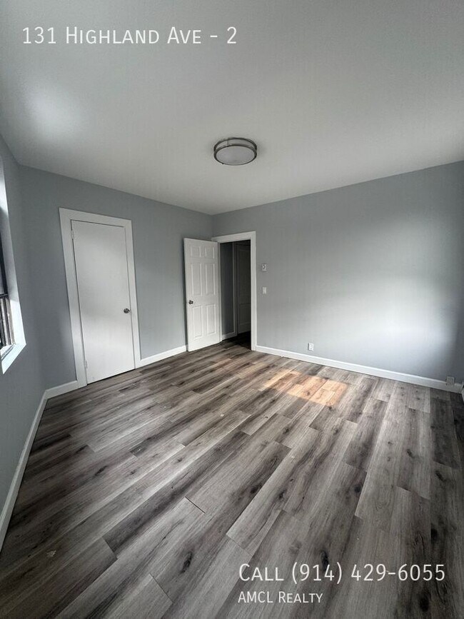 Building Photo - 131 Highland Ave