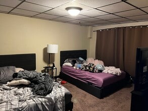 Building Photo - 153 Main St