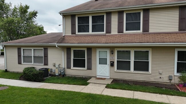 Primary Photo - 1781 Queensbury Cir