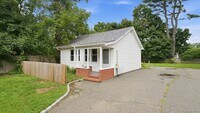Building Photo - 455 Moriches Rd