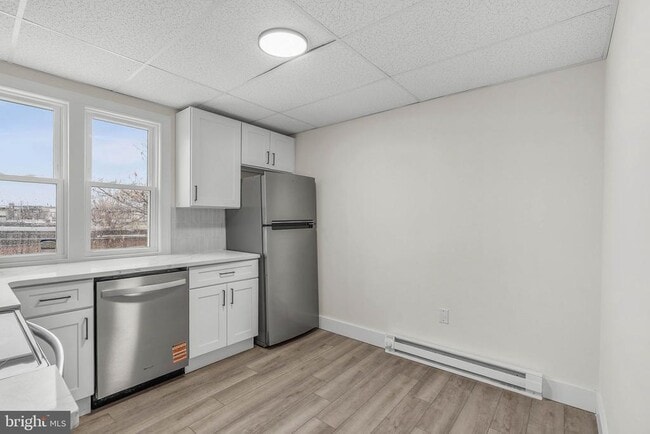 Building Photo - 1812 S 17th St