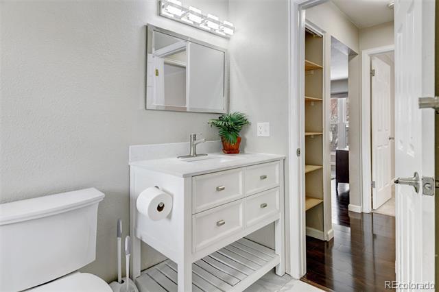 Building Photo - 16344 E Carolina Dr