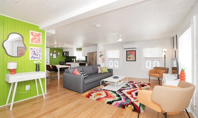 Building Photo - 1212 39th St