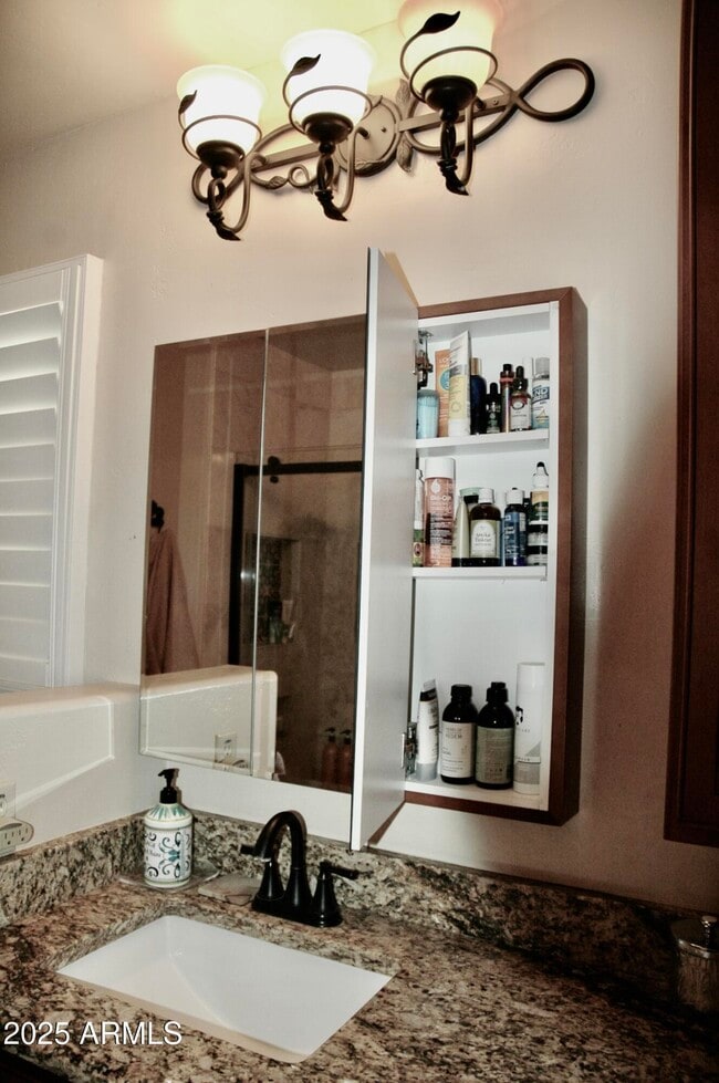 Building Photo - 6108 E Morning Vista Ln