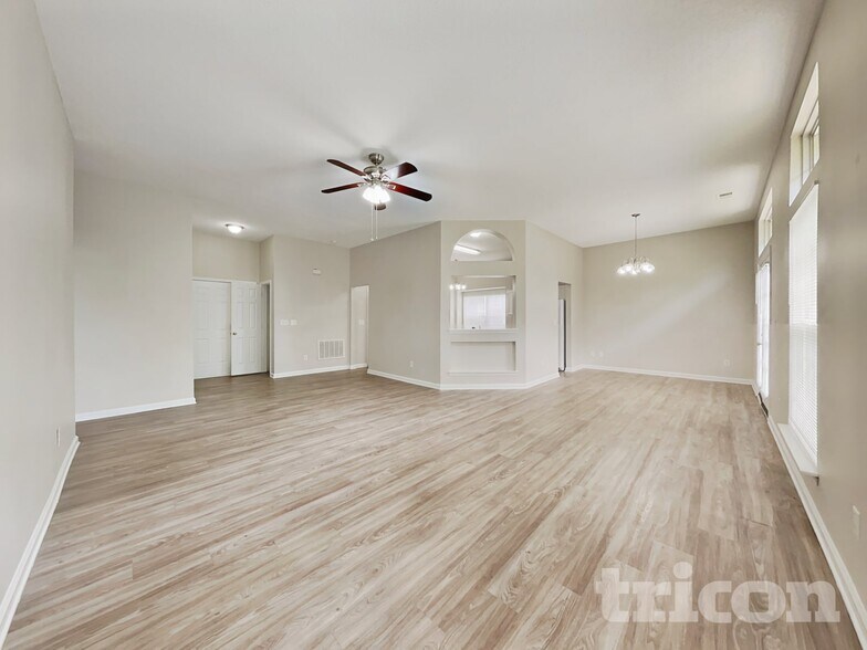 Building Photo - 47 McDonald St NW