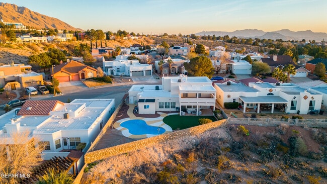 Building Photo - 6205 La Posta Dr