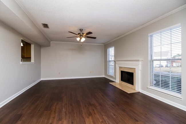 Building Photo - 606 Rocky Ridge Cir