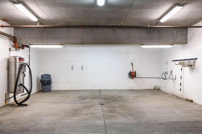 Building Photo - 500 E Grant St