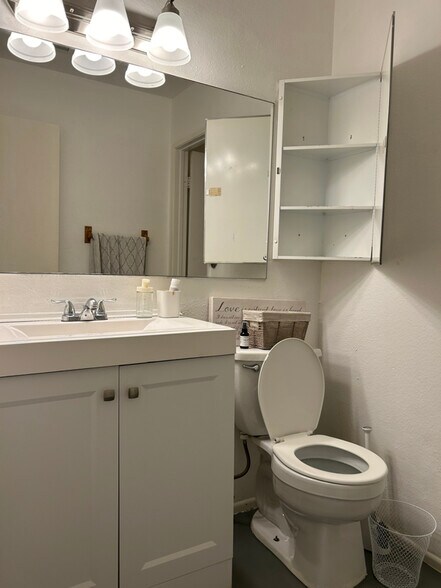 Building Photo - 7016 Astronaut Ave