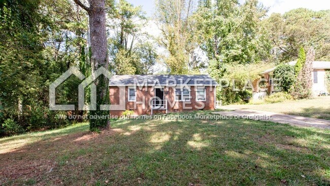 Building Photo - 3516 Maryvale Dr