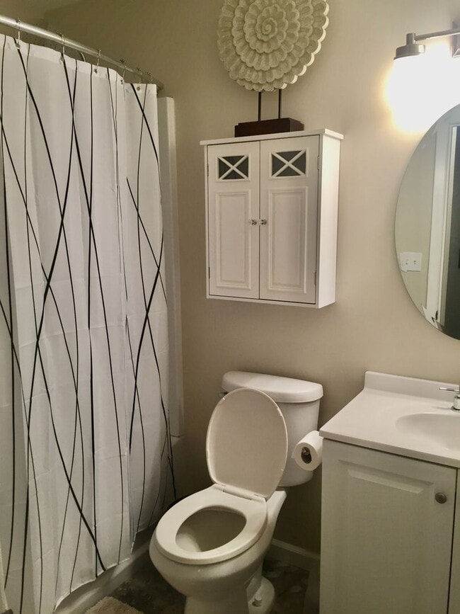 Building Photo - TURN KEY FULLY FURNISHED RENTAL