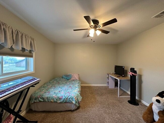 Building Photo - 3 Bedroom 2 Bath Home in Bullard ISD!