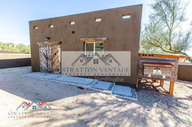 Building Photo - 39614 N 7th St