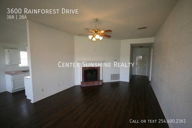 Building Photo - 3600 Rainforest Ln