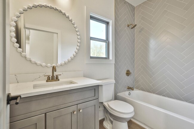 Building Photo - New Construction Rental WALKABLE to Downtown Senoia!