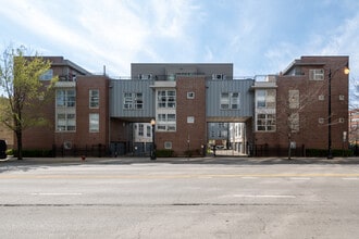 Building Photo - 1808 S Michigan Ave