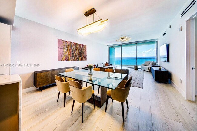 Primary Photo - 10203 Collins Ave