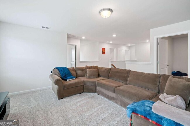 Building Photo - 5911 Green Ash Ct