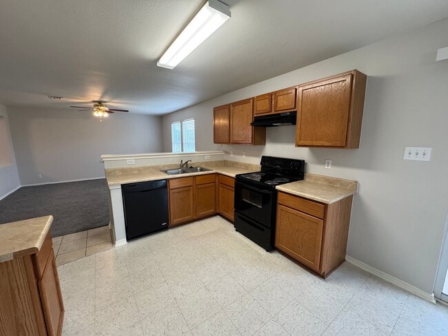 Building Photo - SPACIOUS 4 BR ON A CUL-DE-SAC W/ 2 LIVING AREAS & 2 EATING AREAS*STORAGE SHED*COVERED PATIO*EASY ...