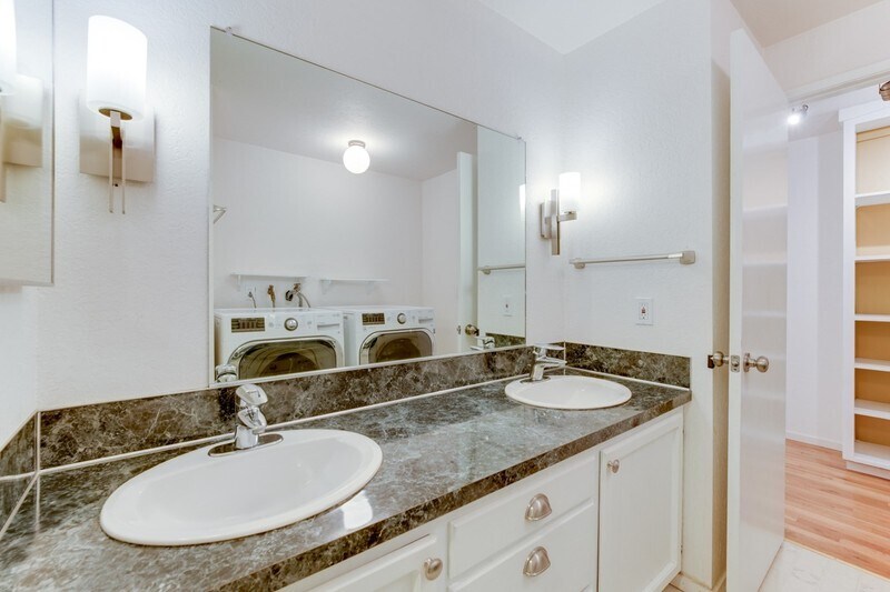 Building Photo - 1614 NE 199th Ct