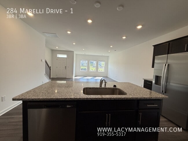 Building Photo - 284 Marelli Dr