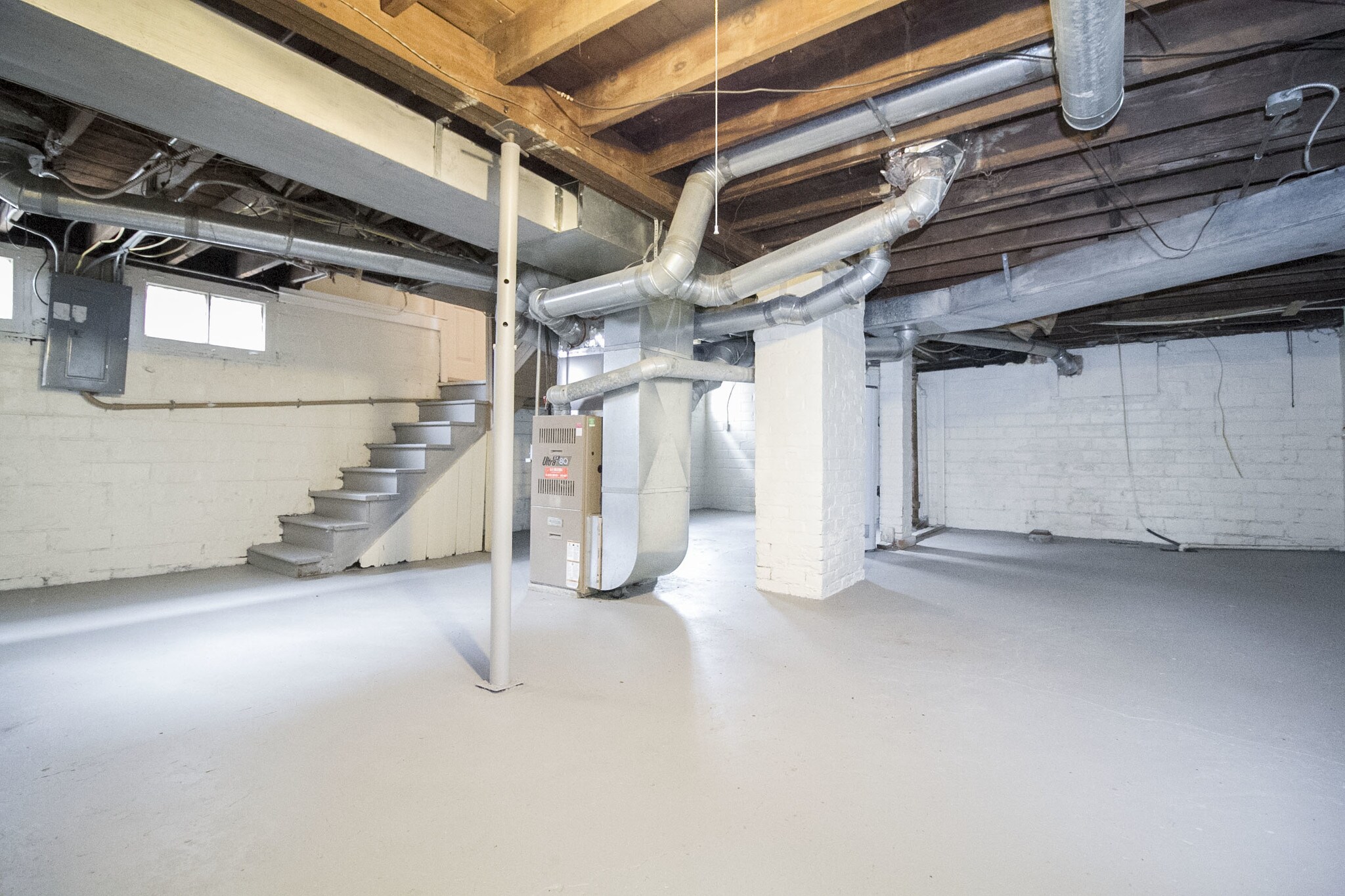 Building Photo - 2122 Airport Hwy