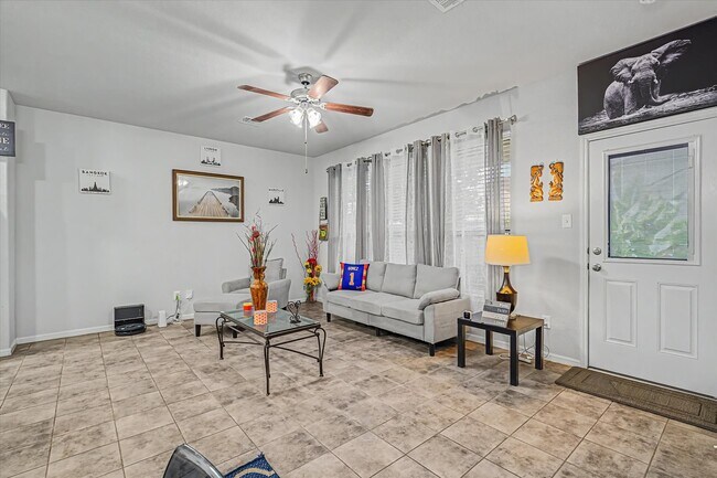 Building Photo - 16534 Twinwalker Drive