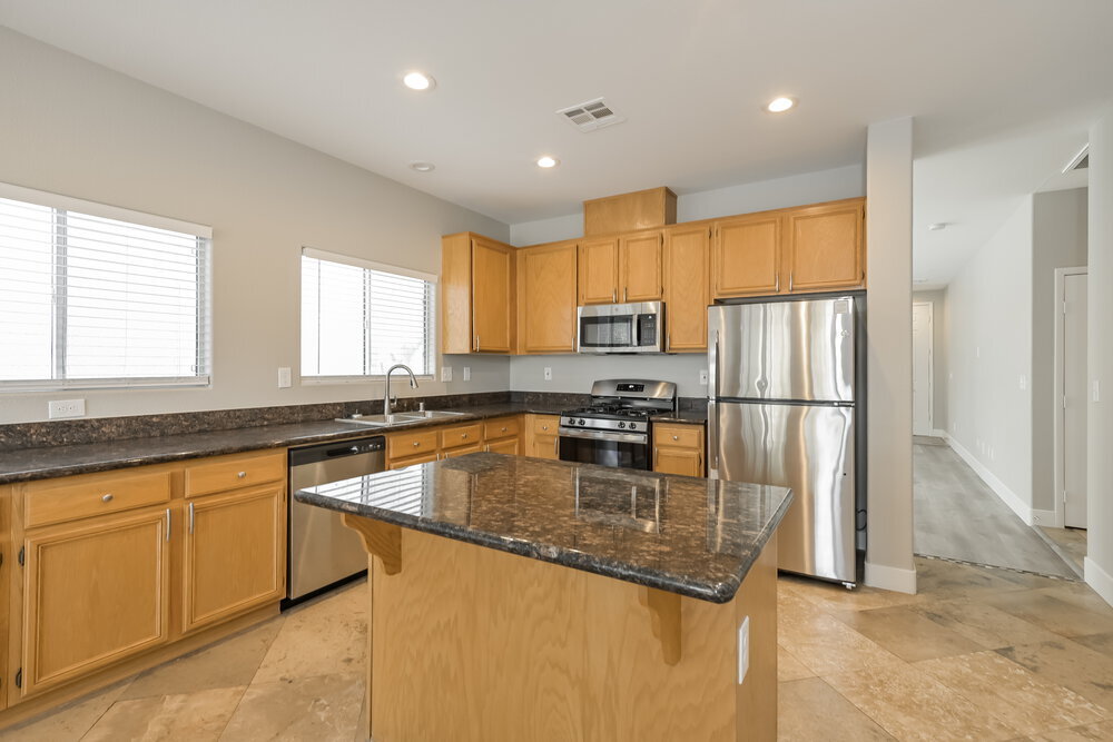 Building Photo - 11682 Autunno St