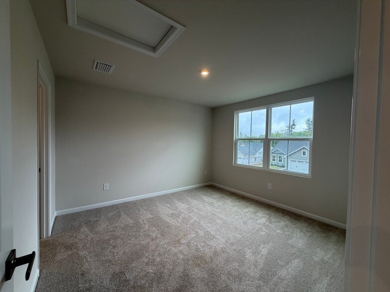 Building Photo - 289 Walsh Ln