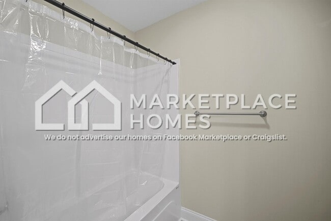 Building Photo - 2219 Perrins Ln