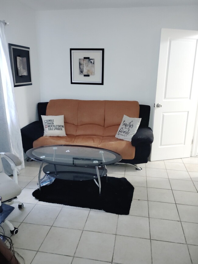 Building Photo - 704 E 121st Ave