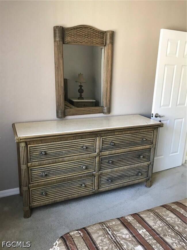 Building Photo - 9600 Roundstone Cir