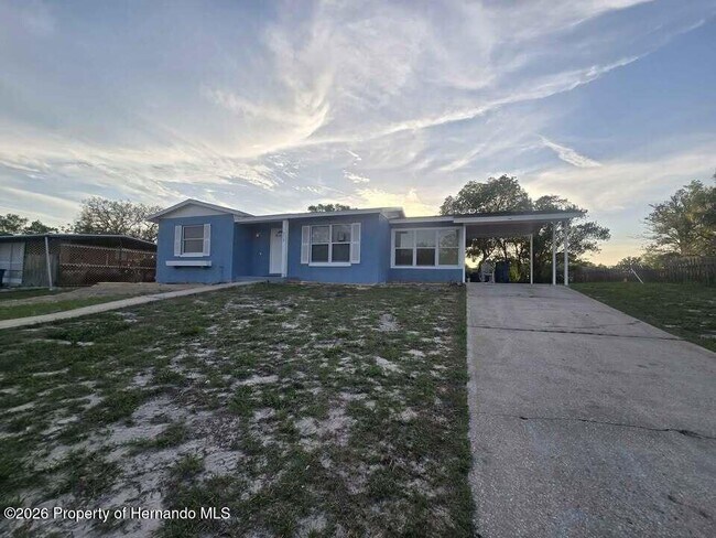 Building Photo - 513 Hollyhock Ln
