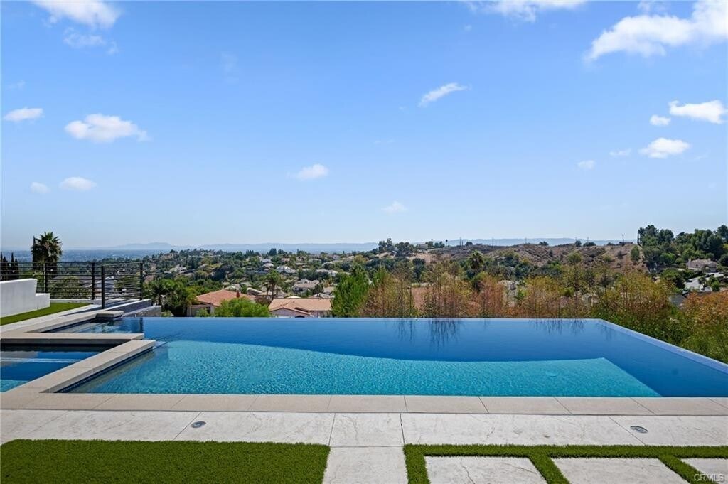 Building Photo - 17764 Sidwell St