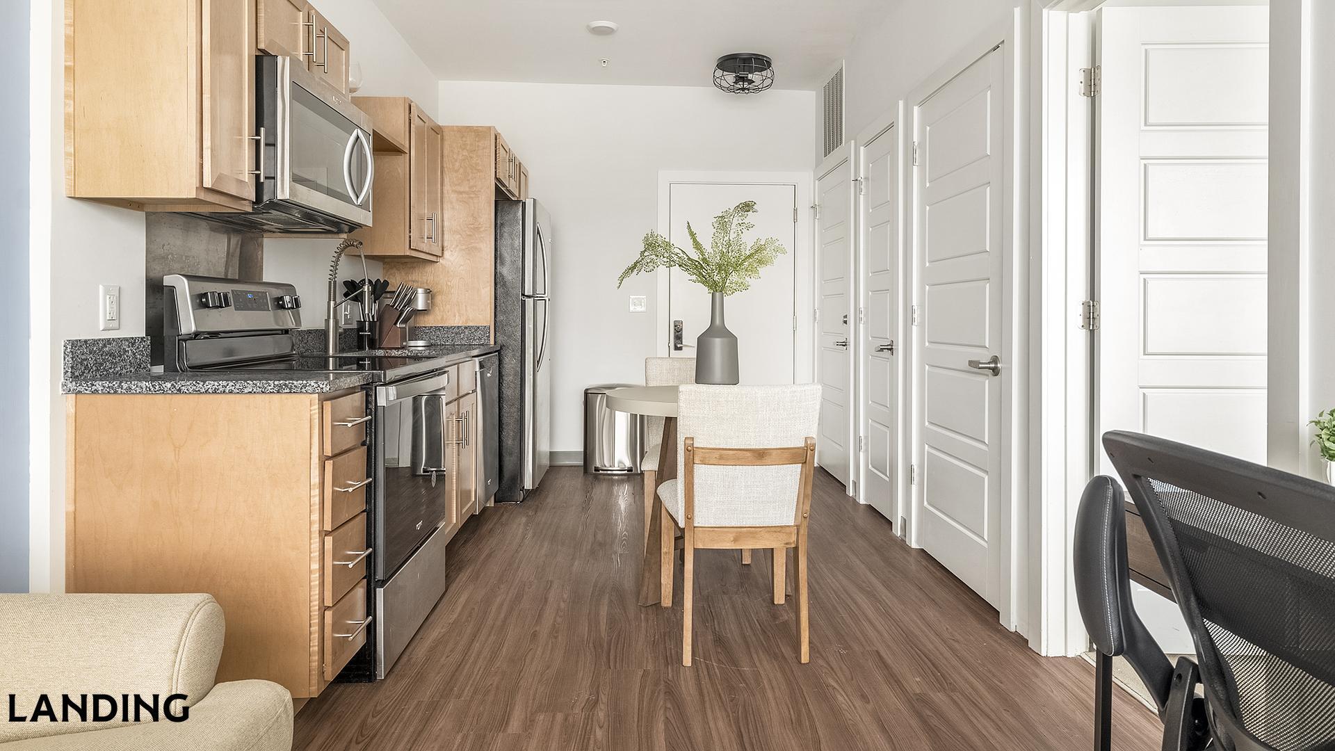 Building Photo - 302 13th St S