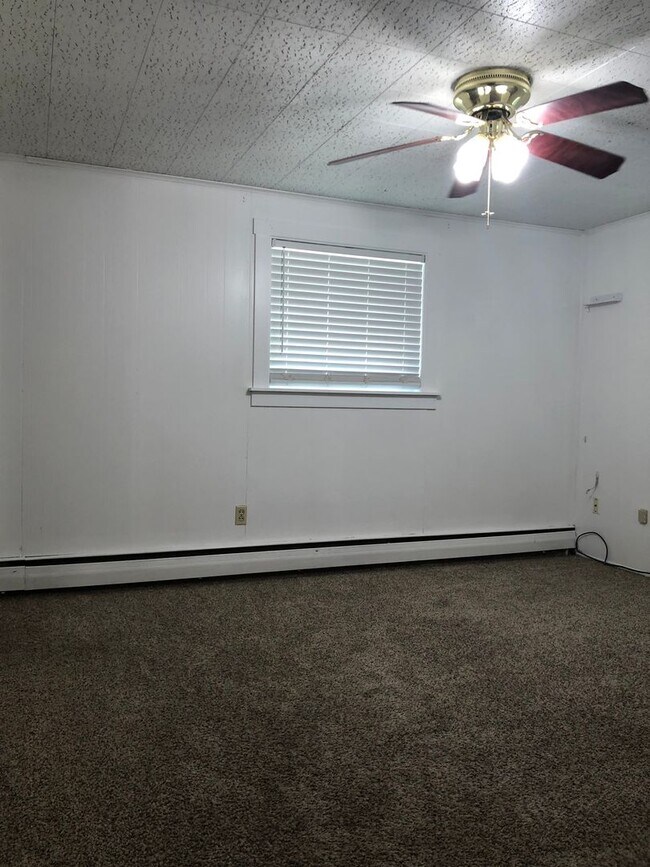 Building Photo - 1500 Denali Way