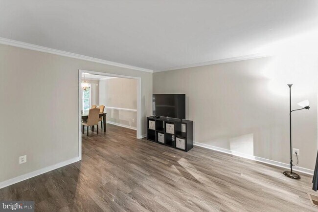 Building Photo - 2320 Harpoon Dr