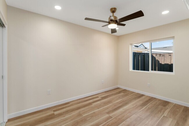 Building Photo - 3030 Skipper St