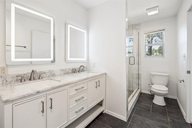 Building Photo - 5929 Canterview Dr
