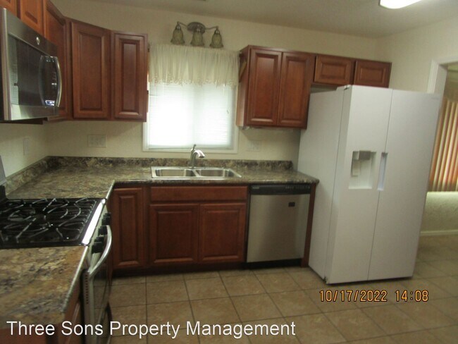 Building Photo - 3 br, 2 bath House - 8813 Snow Heights Blv...