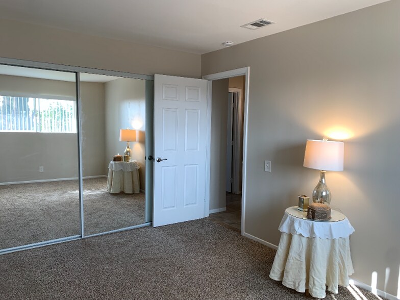 Building Photo - 25863 Pacific St