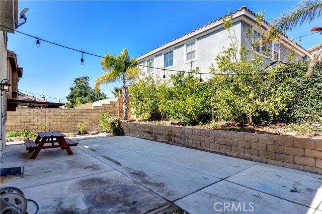 Building Photo - 16442 El Revino Dr